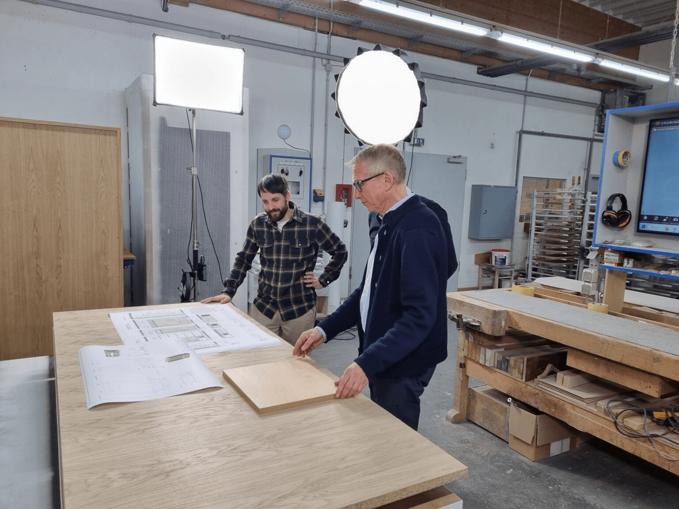 AB_Weisse_Blick_hinter_die_Kulis AB_Weisse_Blick_hinter_die_Kulis